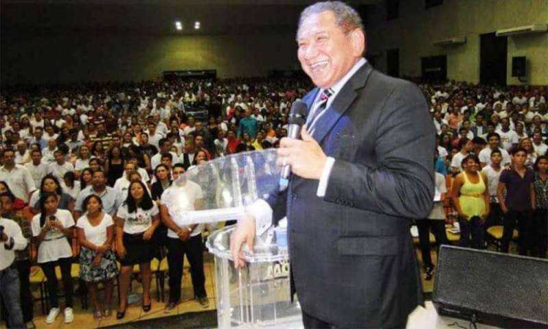 Pastor hace trampa para ser reelecto presidente de las Asambleas de Dios