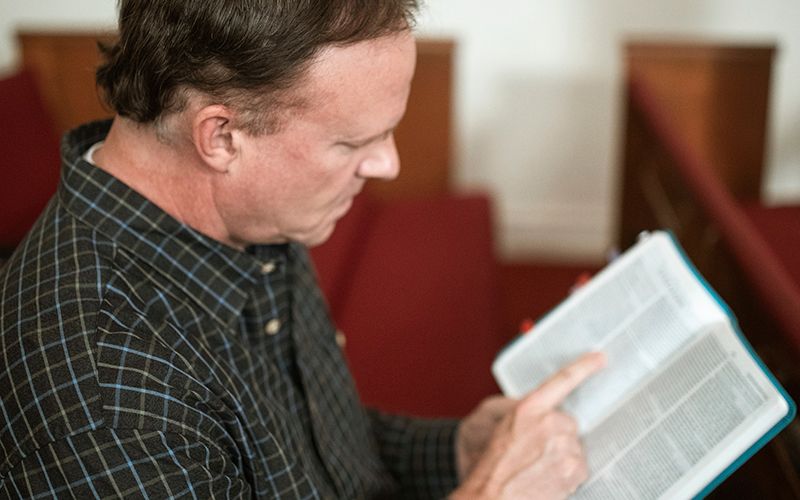 Covid-19: hombre se recupera después de pasar 4 meses en el hospital