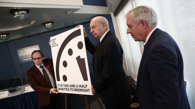 Reloj del Fin del Mundo está a dos minutos y medio de la catástrofe