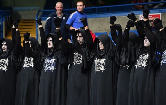 Satánicos quieren quemar biblias e invocar al diablo en universidad