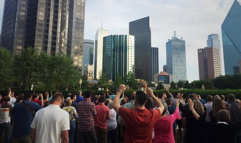 Más de 1.600 personas se convierten después que iglesias se unieran a evangelizar