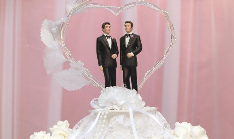 Encuesta: Crece número de evangélicos que apoyan matrimonio gay