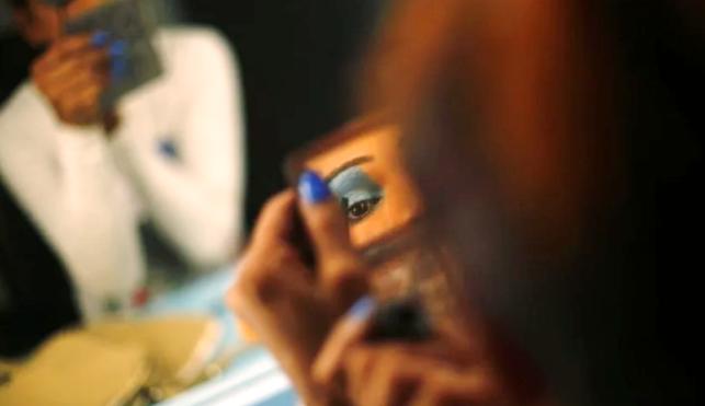 Cirujano: Más personas está arrepentidas por haber cambiado de sexo