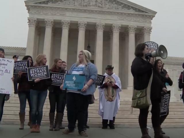 Cada vez más marchas del Día Internacional de la Mujer promueven temas antibíblicos
