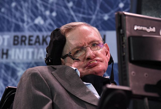 La intrigante respuesta que dio Stephen Hawking cuando se le preguntó ‘¿Crees en Dios?’