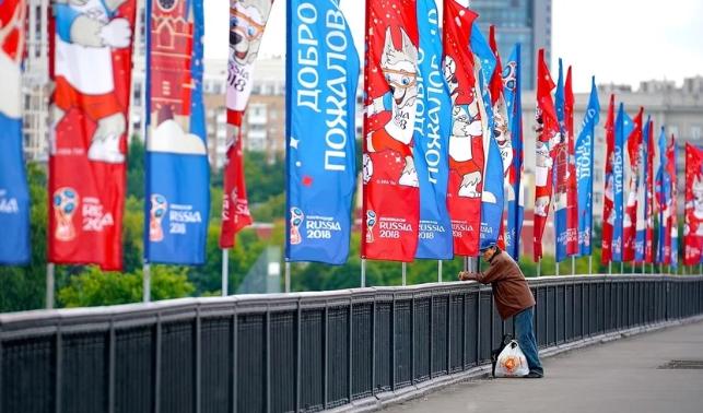 Iglesias enfrentan restricciones pero aprovechan la Copa en Rusia para evangelizar