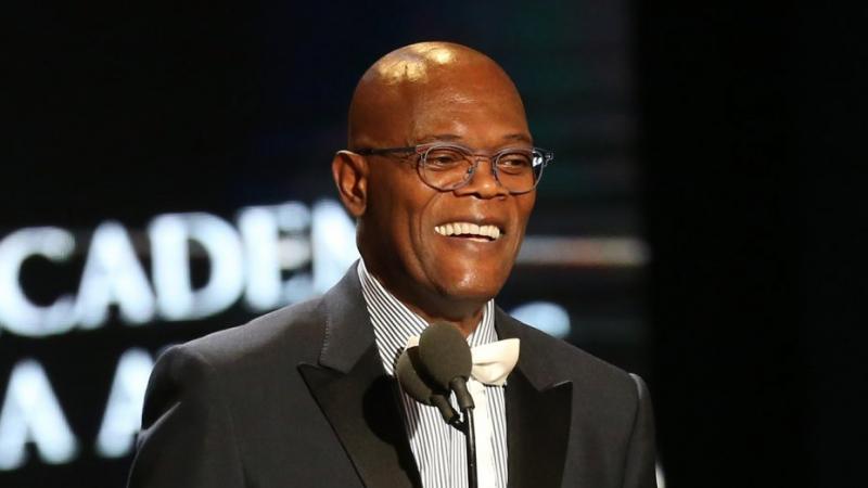 Samuel L. Jackson dice que compra 2 mil dólares en boletos de cinema para donarlos a su iglesia