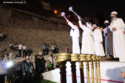Sacerdotes pro Tercer Templo retoman ceremonia milenaria