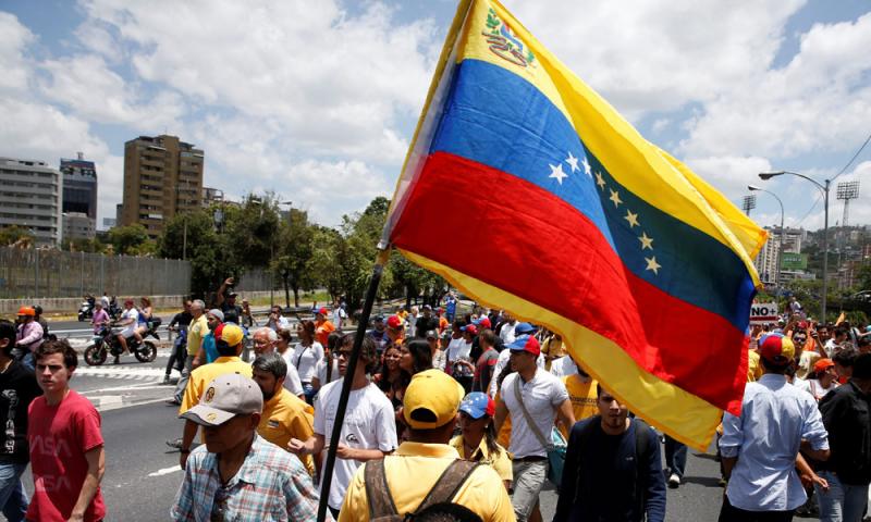 Pastor arrestado y acusado falsamente de tráfico en Venezuela