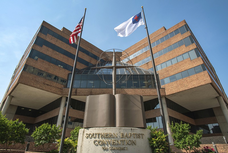 Revelan cientos de casos de abuso sexual en la iglesia bautista de EEUU