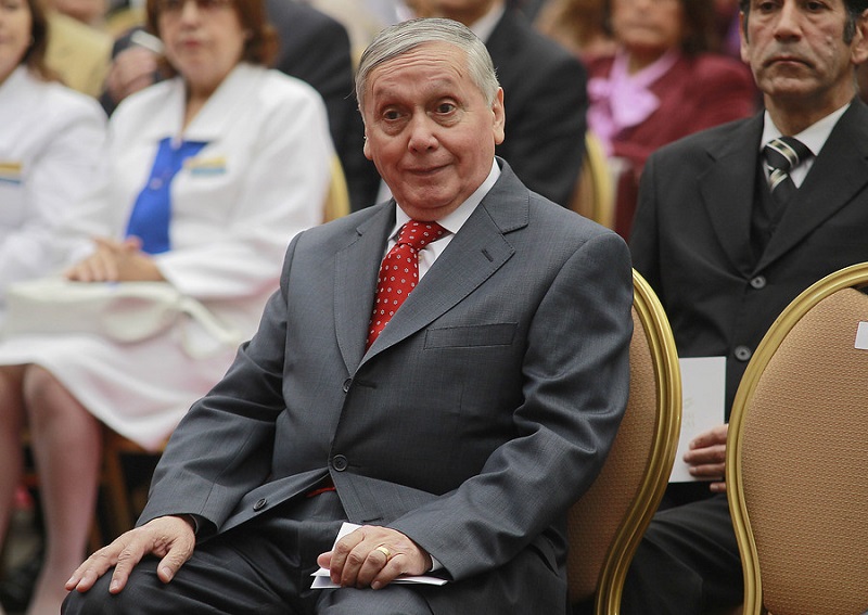 Obispo Durán provoca escándalo en Iglesia Evangélica porque se divorciará y se casará de nuevo