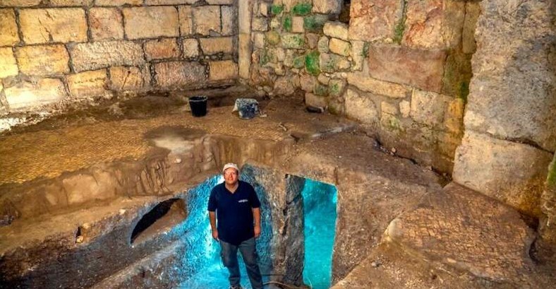 Hallan subterráneo cerca del Muro de los Lamentos