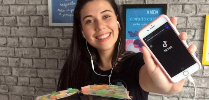 Joven comparte evangelio en TikTok y gana miles de seguidores