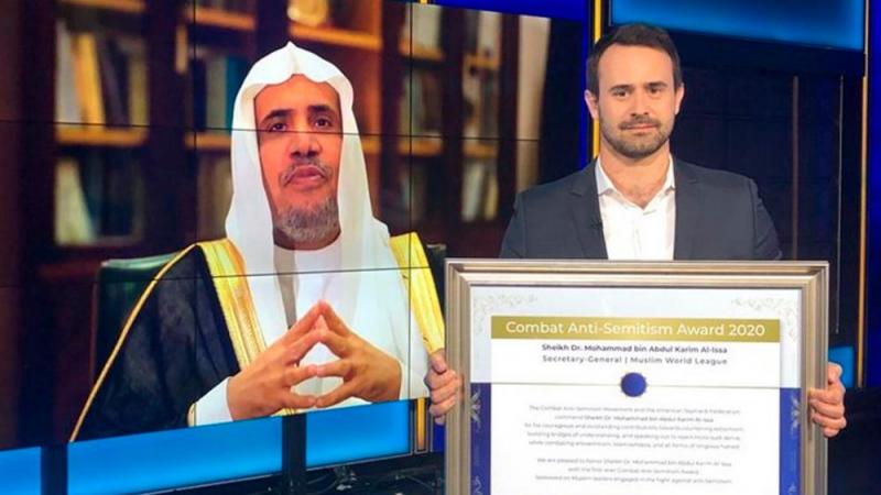 Líder musulmán promete luchar contra el antisemitismo "hombro con hombro" con los judíos