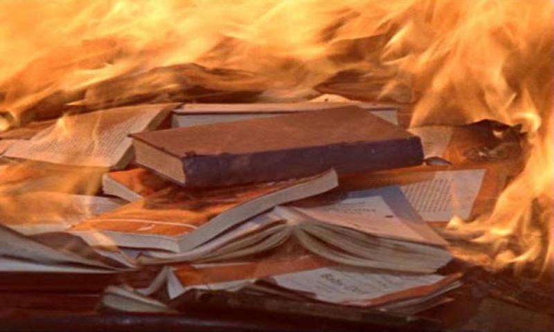 Gobierno chino detrás de todo  material cristiano y listo a decomisarlo