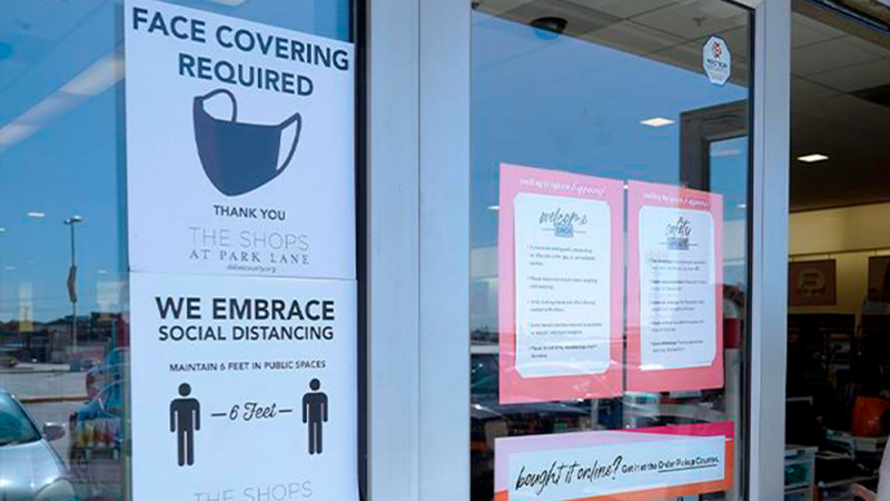 Texas dejará el uso obligatorio de mascarillas y las restricciones