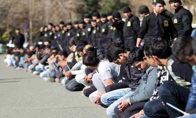 7 cristianos iraníes reciben combinados 32 años de prisión