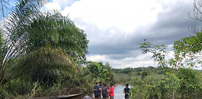  A pesar de las severas inundaciones, nuevos creyentes son bautizados 