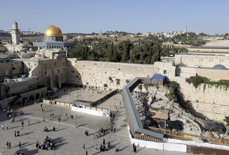 Palestina acusa a Israel de intentar destruir mezquita para construir Tercer Templo