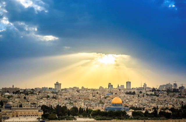 Obispo luterano critica visión “apocalíptica” de evangélicos sobre Jerusalén