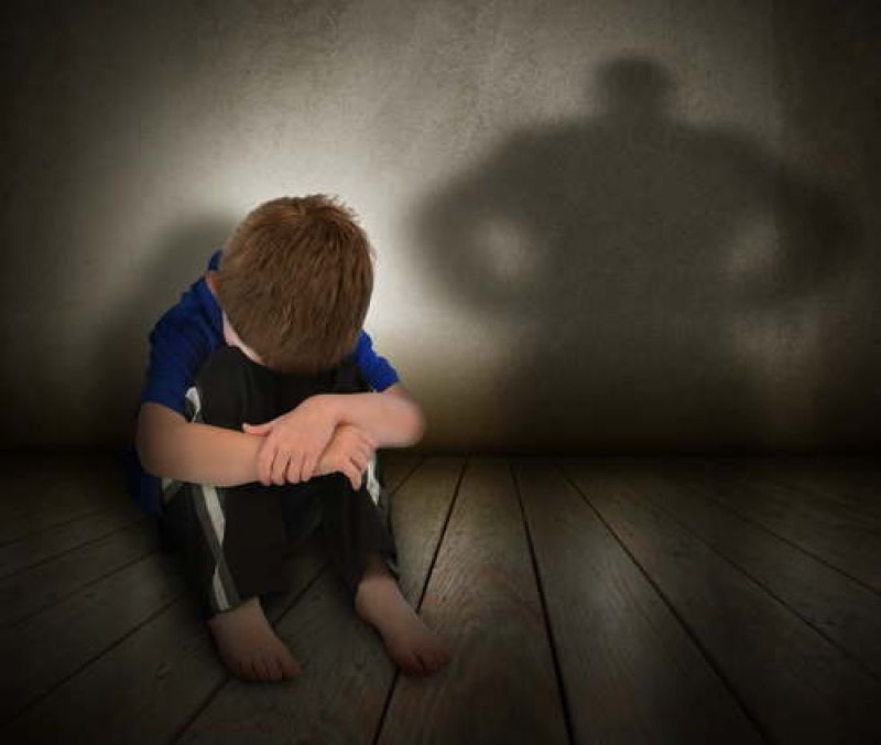 Acusan a pastor de complicidad en caso de abuso sexual