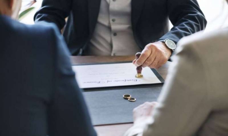 Interés en divorcio se dispara en medio de la pandemia